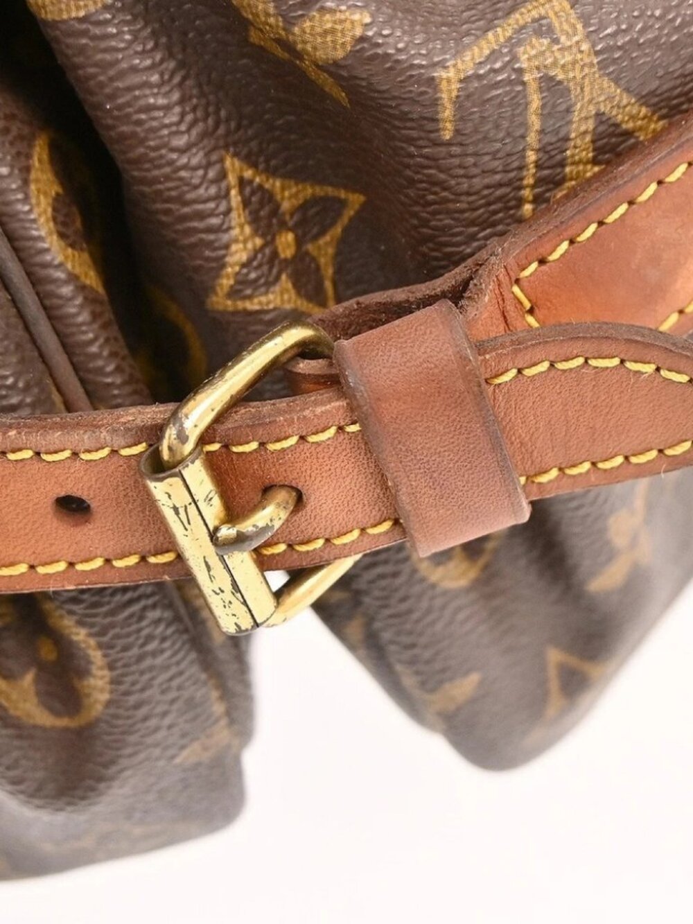 LOUIS VUITTON SAUMUR 35 MESSENGER SHOULDER BAG - Picture 5 of 14